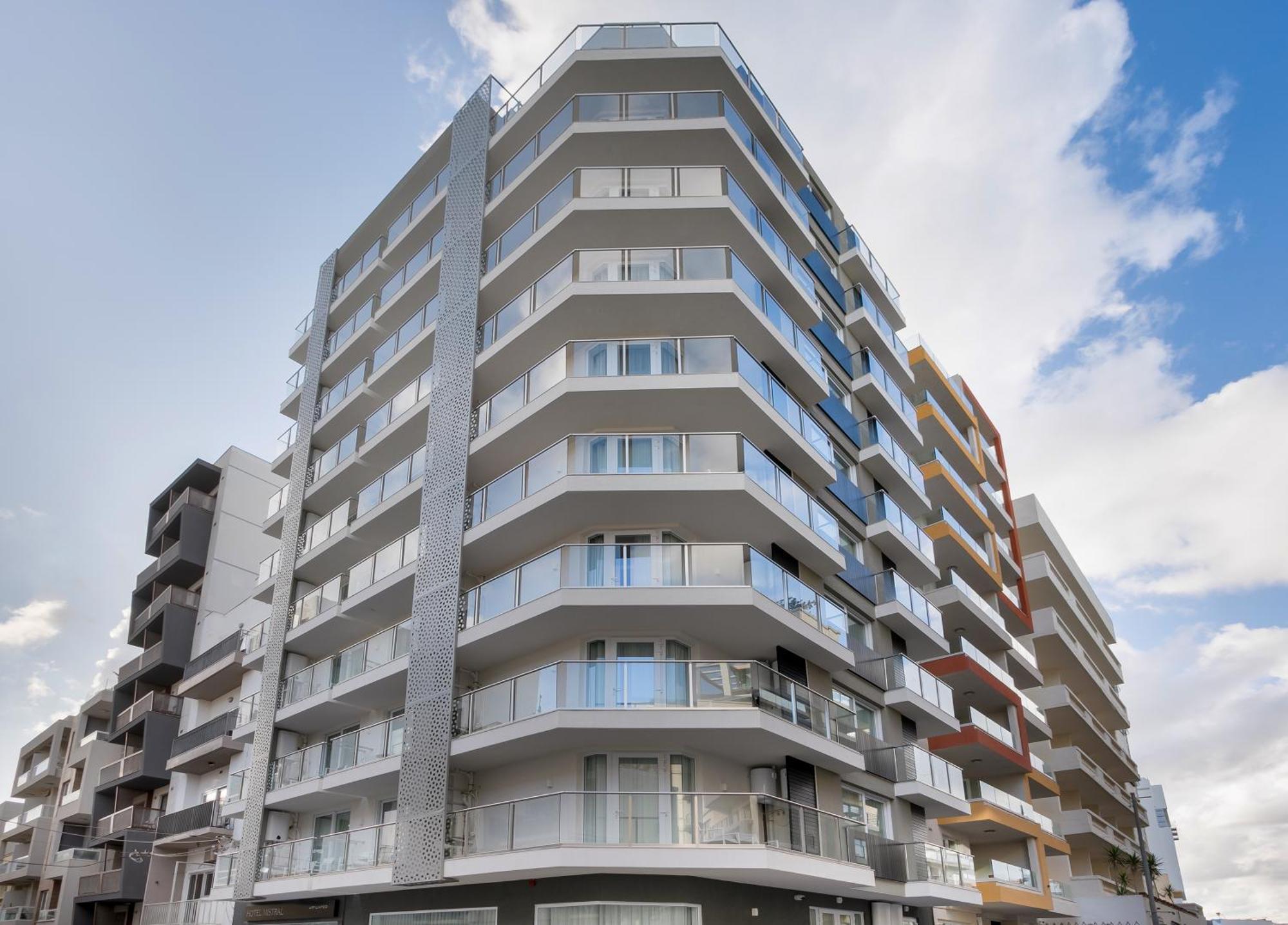 Saint Julian's Hotel Mistral St Julian'S, Affiliated By Melia מראה חיצוני תמונה